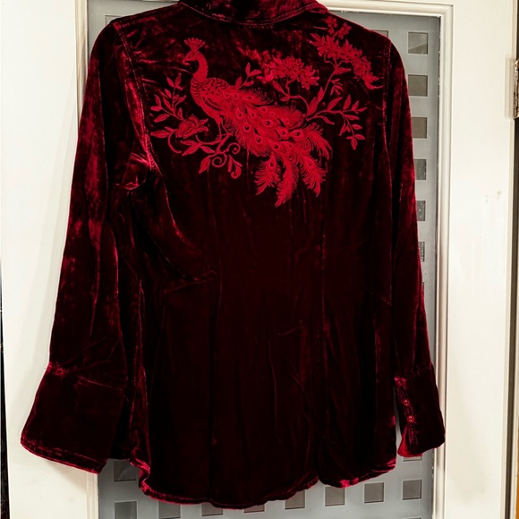 Johnny Was Burgundy Velvet Embroidered Peacock Button Down Blouse S NWT Boho - Picture 3 of 11